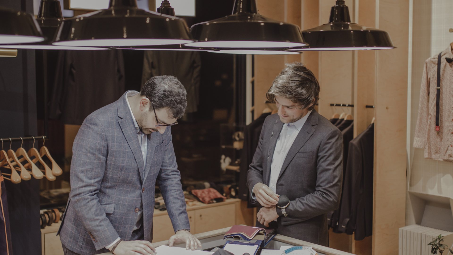 Tailleur Styliste Conseil Et Guide Costume Sur Mesure Credit Mael Photography