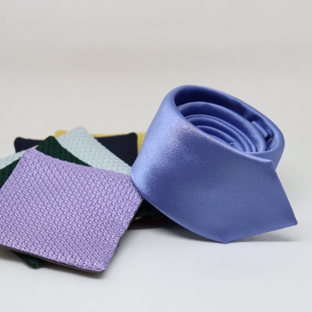 Cravate Bleu Satin Sur Mesure